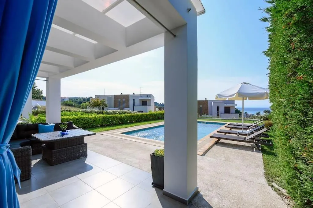 Pentanemi Luxury Villa Hanioti